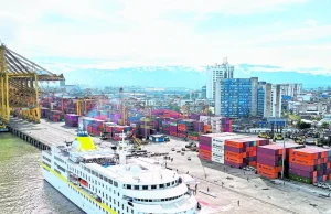 Buenaventura necesita maquinaria, carpas y 15.000 ayudas humanitarias para atender la emergencia por el terremoto en Colombia