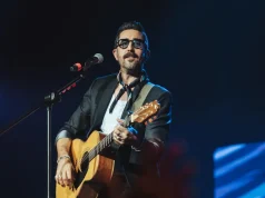 ‘Jamás haría música solo para mantenerme vigente’: Álex Ubago