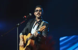 ‘Jamás haría música solo para mantenerme vigente’: Álex Ubago