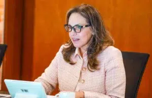 El debate sobre la ‘ideología de género’ que reabrió la ministra de Educación, Viviane Morales: ¿Qué dicen expertos y la jurisprudencia al respecto?