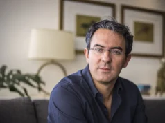 El escritor colombiano Juan Gabriel Vásquez ganó el premio Lee Ho-chul por la Paz, concedido en Corea del Sur