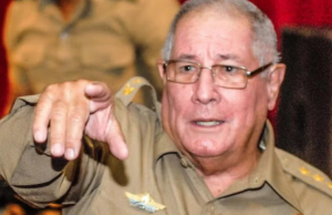 EE.UU. eleva presión a Cuba: sanciona a minDefensa y otros siete funcionarios