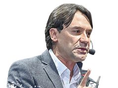 ¡Que la mano izquierda sí se entere de lo que hace la mano derecha!