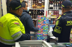 Dian incauta $1.400 millones en mercancía ilegal en centro de Bogotá