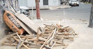 Esta es la multa por botar colchones y escombros en vías de Bogotá