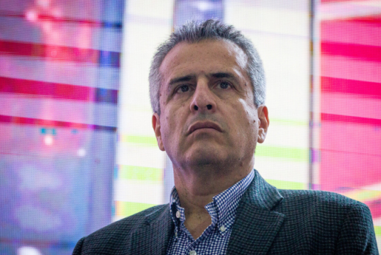 Corte otorga libertad al exministro Luis Fernando Velasco