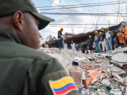 Terremoto de 7,4 grados deja más 132 muertos y casi 600 heridos