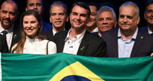 Flavio Bolsonaro elige a Alfredo Gaspar como candidato a vicepresidente