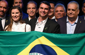 Flavio Bolsonaro elige a Alfredo Gaspar como candidato a vicepresidente
