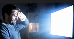 ¿Pasa horas frente al computador? Tips para minimizar su impacto