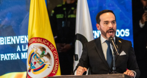 Primer bombardeo del gobierno De la Espriella fue contra el ELN
