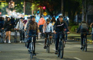 Bogotá suspende Ciclovía Nocturna tras la emergencia por el terremoto