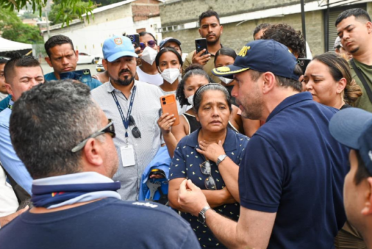 Avanza adecuación del terreno para ingreso de grúas de rescate en Cali