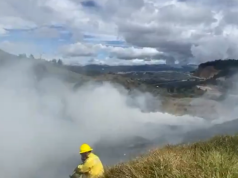 Bomberos atienden incendios en Puerto Salgar y Bojacá