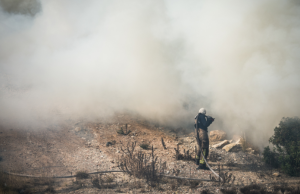 Defensoría pide apoyo aéreo y terrestre por emergencias de incendios