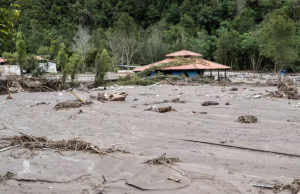 Tres muertos e inundaciones en Venezuela por intensas lluvias