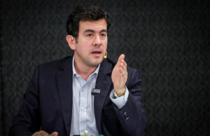Gobierno alista hospital de campaña y clases virtuales en Buenaventura