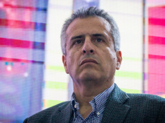Legalizan captura de exministro Luis Fernando Velasco