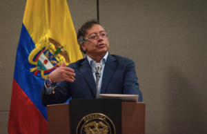 Expresidente Petro radica solicitud para viajar al exterior un año