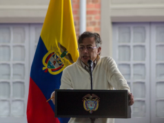 Petro solicita permiso a EE. UU. para visitar tributo a Albert Einstein
