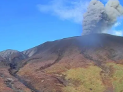 Volcán Puracé: fuertes sonidos y emisión de ceniza hasta 600 metros